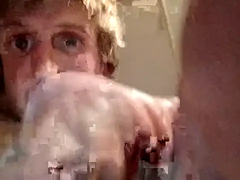 Snapshot of Adam51532 chatting on 23, 3, 2026 Adam51532 online show from 23, 3, 2026