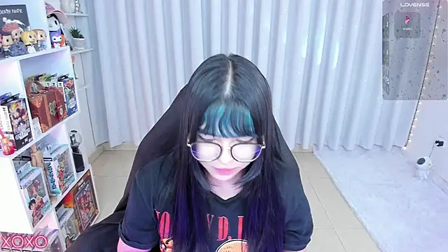 misshoneyxxx online show from 17, 5, 2026