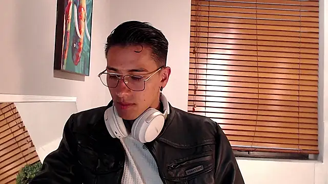 Andy Joy  online show from 23, 9, 2025