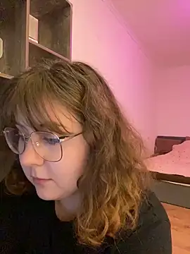 Snapshot of cinnabon_ chatting on 13, 12, 2024 cinnabon online show from 13, 12, 2024