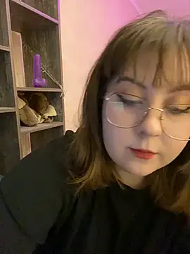 Snapshot of cinnabon_ chatting on 20, 12, 2024 cinnabon online show from 20, 12, 2024