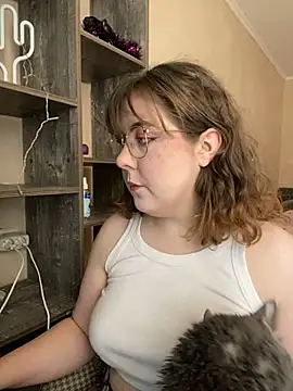 Snapshot of cinnabon_ chatting on 13, 1, 2025 cinnabon online show from 13, 1, 2025