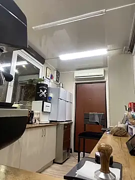 Snapshot of cinnabon_ chatting on 5, 2, 2025 cinnabon online show from 5, 2, 2025