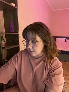 Snapshot of cinnabon_ chatting on 10, 2, 2025 cinnabon online show from 10, 2, 2025