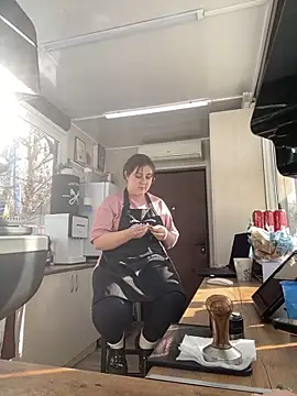 Snapshot of cinnabon_ chatting on 11, 2, 2025 cinnabon online show from 11, 2, 2025