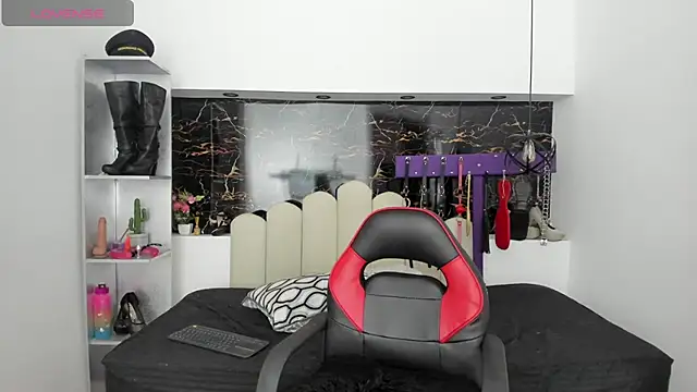 Snapshot of Kathia_Armstrong chatting on 17, 12, 2024 Kathia Armstrong online show from 17, 12, 2024