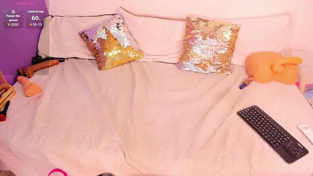 Snapshot of cookplleaser chatting on 11, 4, 2026 cookplleaser online show from 11, 4, 2026