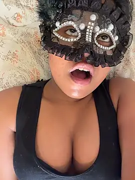 Snapshot of Bella_Luna18 chatting on 12, 2, 2026 Bella Luna18 online show from 12, 2, 2026