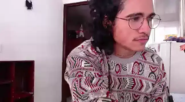 Snapshot of FakeyGuy chatting on 23, 12, 2024 FakeyGuy online show from 23, 12, 2024