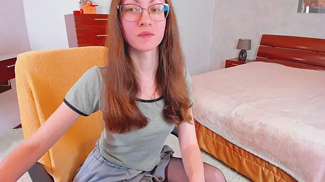 Pantyhose Mila online show from 30, 4, 2026