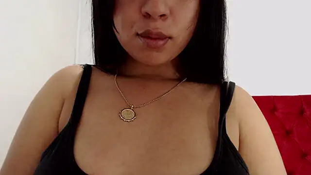 Snapshot of CarolineBrunx chatting on 21, 1, 2025 CarolineBrunx online show from 21, 1, 2025