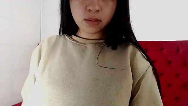 Snapshot of CarolineBrunx chatting on 14, 2, 2025 CarolineBrunx online show from 14, 2, 2025