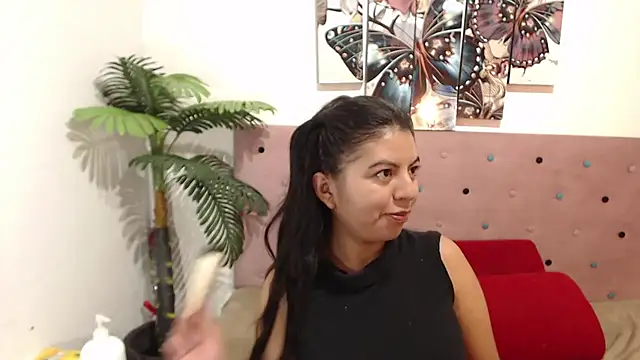 Snapshot of CarolineBrunx chatting on 15, 3, 2025 CarolineBrunx online show from 15, 3, 2025