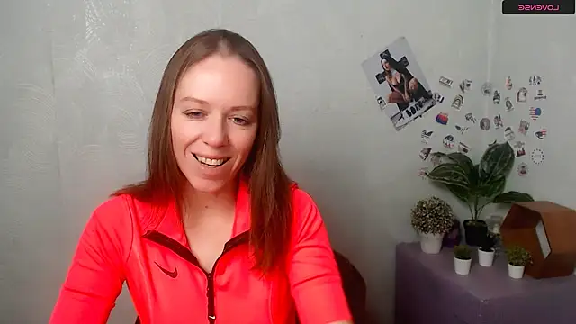 GloriaSi  online show from 4, 12, 2025