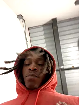 Snapshot of sneakylink13__ chatting on 11, 10, 2025 sneakylink13 online show from 11, 10, 2025