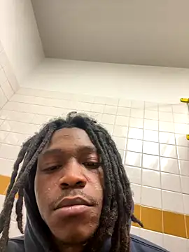 Snapshot of sneakylink13__ chatting on 1, 11, 2025 sneakylink13 online show from 1, 11, 2025