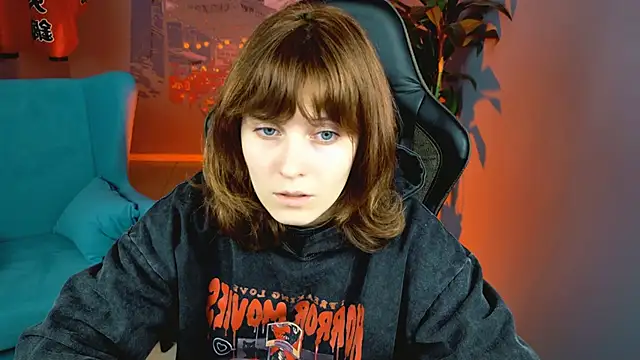 Snapshot of LolaAsmus chatting on 16, 10, 2025 LolaAsmus online show from 16, 10, 2025