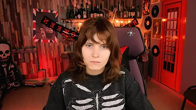 Snapshot of LolaAsmus chatting on 24, 10, 2025 LolaAsmus online show from 24, 10, 2025