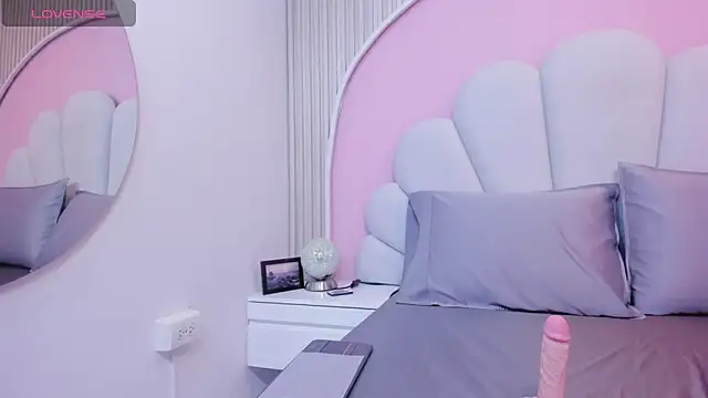 Snapshot of Meli_castillo chatting on 27, 2, 2025 Meli castillo online show from 27, 2, 2025