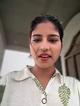 Snapshot of DiyAsingHh chatting on 17, 10, 2025 DiyAsingHh online show from 17, 10, 2025