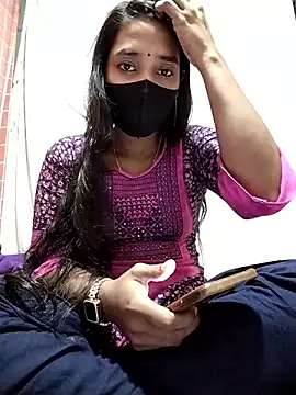 Snapshot of Etha-Moni chatting on 1, 12, 2024 Etha-Moni online show from 1, 12, 2024