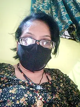 Snapshot of heenage chatting on 5, 12, 2024 heenage online show from 5, 12, 2024