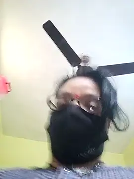 Snapshot of heenage chatting on 11, 1, 2025 heenage online show from 11, 1, 2025