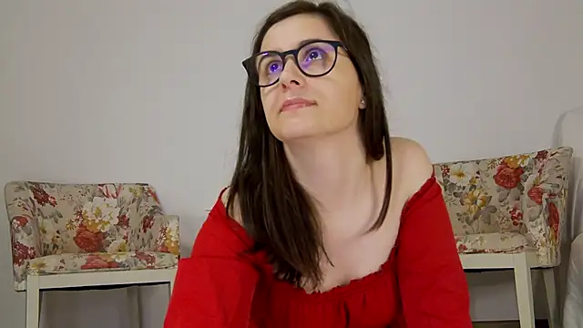Snapshot of SophieeRain chatting on 9, 10, 2025 SophieeRain online show from 9, 10, 2025