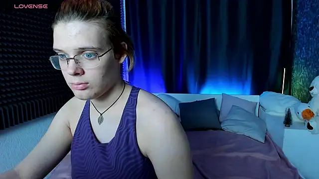 Snapshot of KIKI_Krash chatting on 25, 12, 2024 KIKI Krash online show from 25, 12, 2024