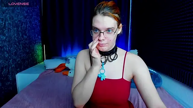 Snapshot of KIKI_Krash chatting on 11, 1, 2025 KIKI Krash online show from 11, 1, 2025