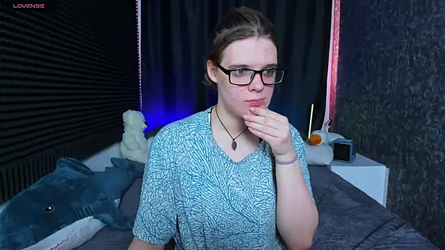 Snapshot of KIKI_Krash chatting on 19, 3, 2025 KIKI Krash online show from 19, 3, 2025