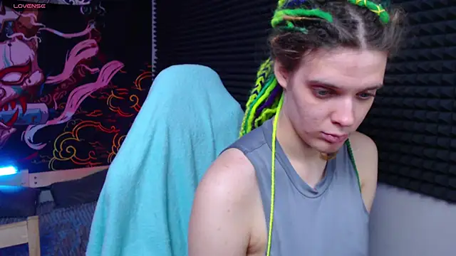 Snapshot of KIKI_Krash chatting on 4, 11, 2025 KIKI Krash online show from 4, 11, 2025