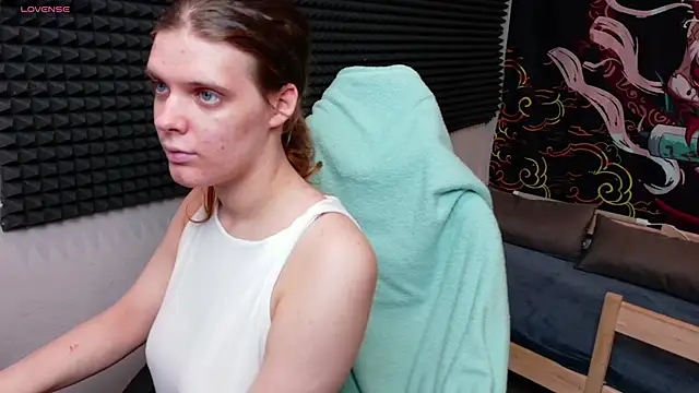 Snapshot of KIKI_Krash chatting on 2, 4, 2026 KIKI Krash online show from 2, 4, 2026