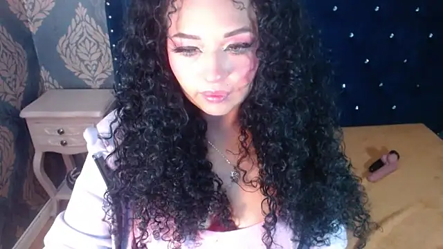 Sofiacowperx online show from 30, 4, 2026
