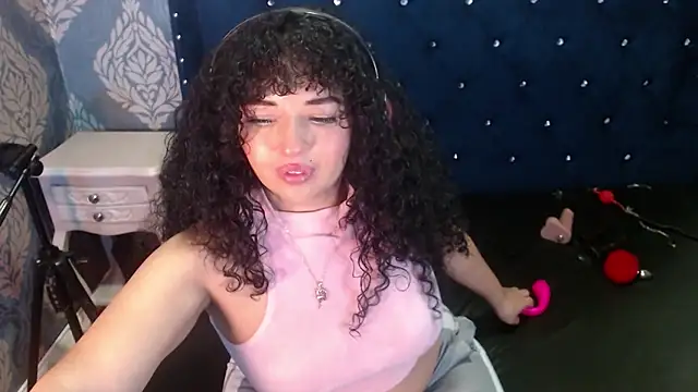 Sofiacowperx online show from 26, 5, 2026