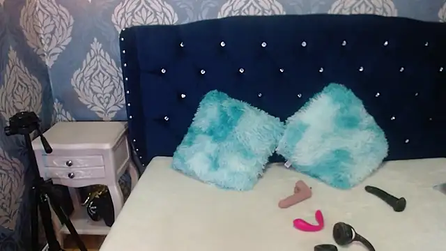 Snapshot of Sofiacowperx chatting on 10, 7, 2026 Sofiacowperx online show from 10, 7, 2026