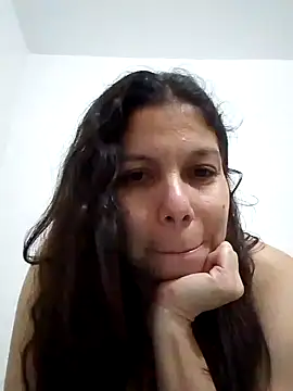 Carliina Soussa online show from 2, 1, 2025