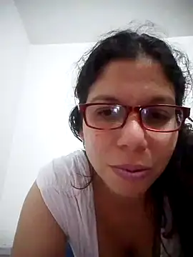 Carliina Soussa online show from 28, 1, 2025