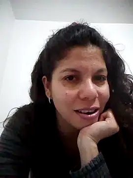 Carliina Soussa online show from 1, 2, 2025