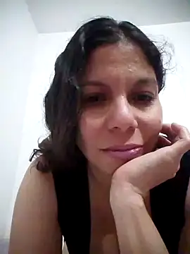 Carliina Soussa online show from 11, 2, 2025