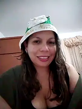 Carliina Soussa online show from 4, 11, 2025