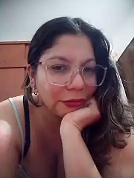 Carliina Soussa online show from 4, 6, 2026