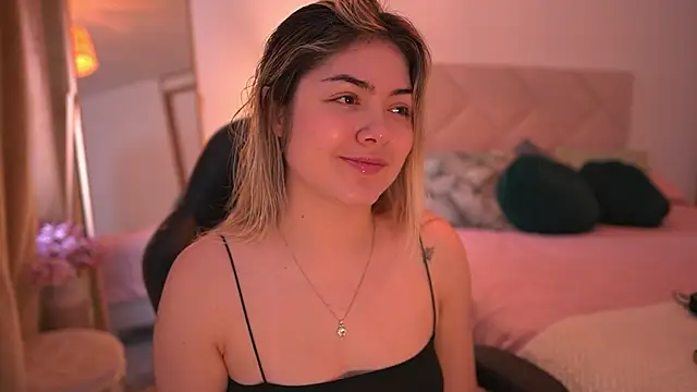 Lau Bee online show from 14, 10, 2025