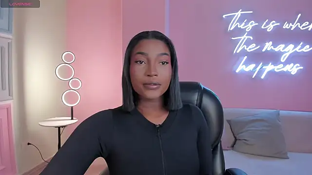 SavannahStorm online show from 19, 6, 2026