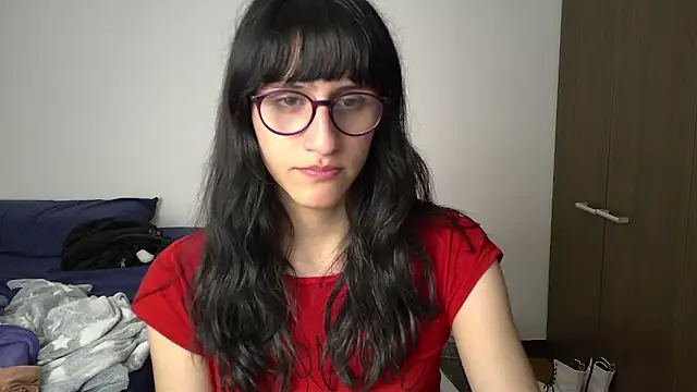 Snapshot of Alice_love29 chatting on 12, 1, 2025 Alice love29 online show from 12, 1, 2025