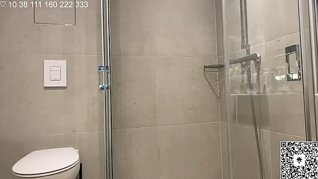 curlyboyy  online show from 4, 2, 2026