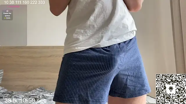 curlyboyy  online show from 21, 6, 2026