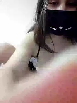 Snapshot of MikaKors chatting on 18, 1, 2025 MikaKors online show from 18, 1, 2025