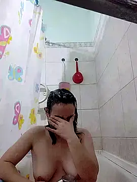 Snapshot of MikaKors chatting on 15, 3, 2025 MikaKors online show from 15, 3, 2025