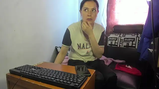 Snapshot of Nathaly_love96 chatting on 15, 5, 2026 Nathaly love96 online show from 15, 5, 2026